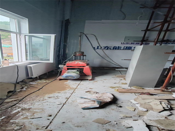 南乐地基基础下沉墙体裂缝加固注浆顶升施工